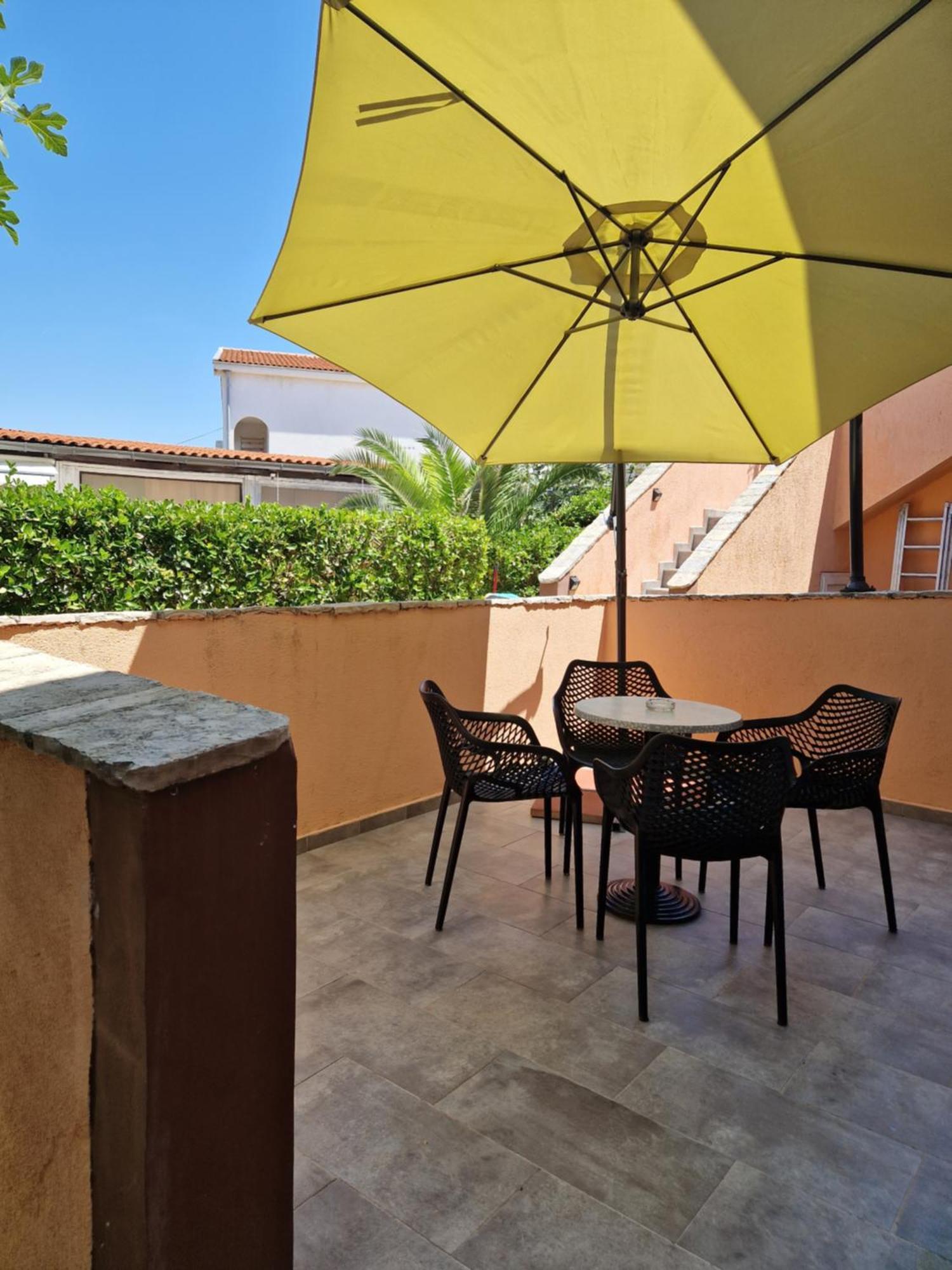 Aurelia Apartments, Vir Bagian luar foto