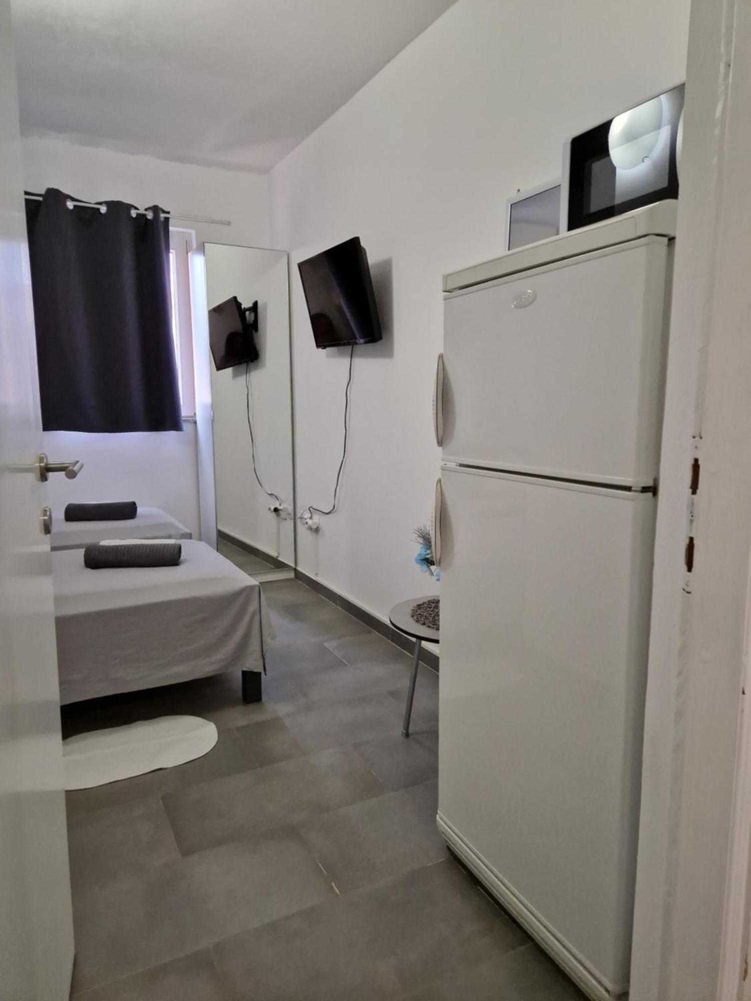Aurelia Apartments, Vir Bagian luar foto