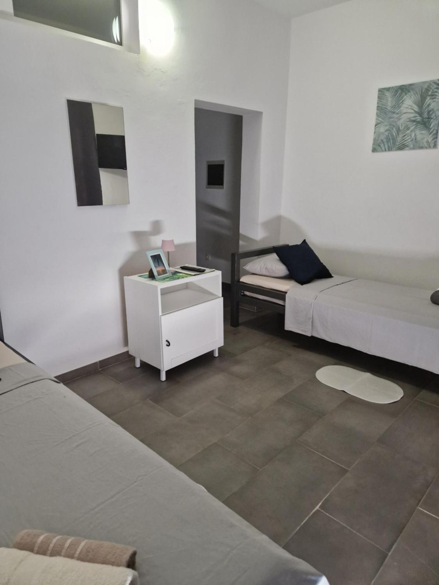 Aurelia Apartments, Vir Bagian luar foto